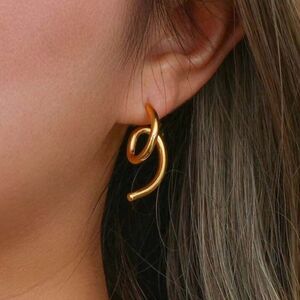Minimalist geo twist earrings M731